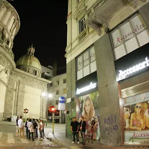 Casa Milano- And מילאנו